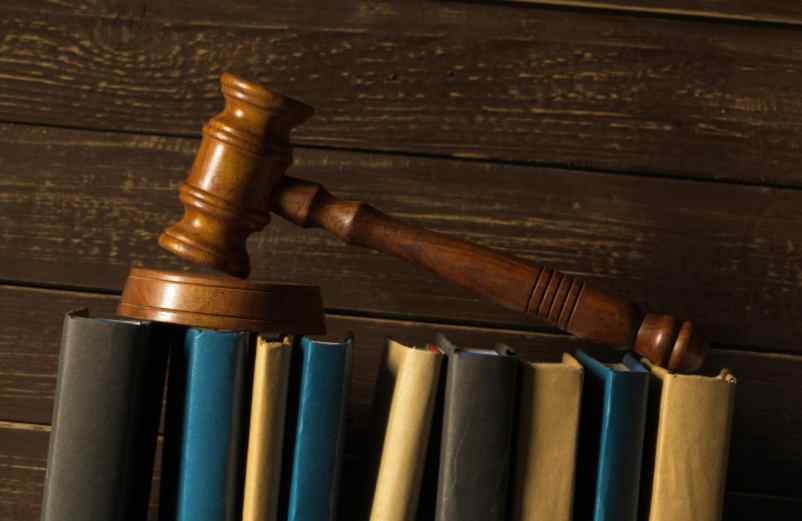 Comment s'organise concrètement le passage sur un terrain ? TV DROIT
