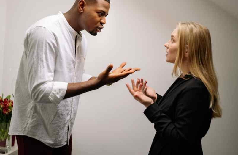 Le départ du domicile conjugal est-il toujours considéré comme une faute ? TV DROIT Le départ du domicile conjugal est-il toujours considéré comme une faute ? TV DROIT